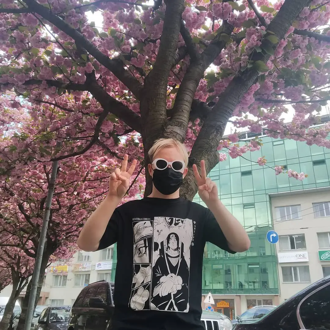 Учитель японського языка Володимир